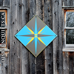 Crossed-Kayaks Compass